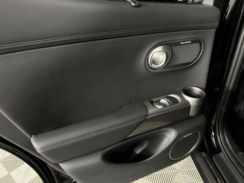 Used 2025 Genesis GV60 Advanced image 29