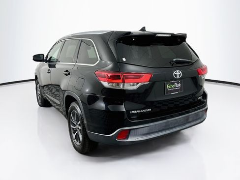 Used 2018 Toyota Highlander XLE FWD image 5