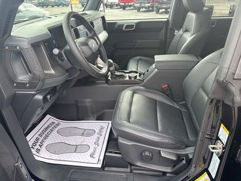 New 2026 Ford Bronco Badlands image 7