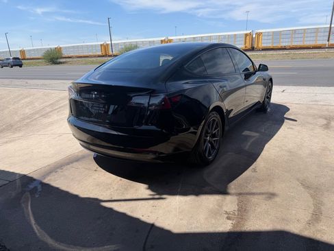 Used 2021 Tesla Model 3 Standard Range Plus image 31