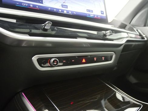 Certified 2024 BMW X5 sDrive40i w/ M Sport Package image 26