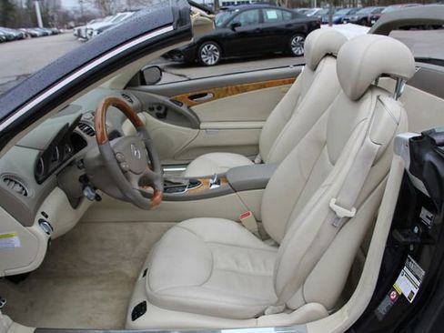 Used 2008 Mercedes-Benz SL 550 image 19
