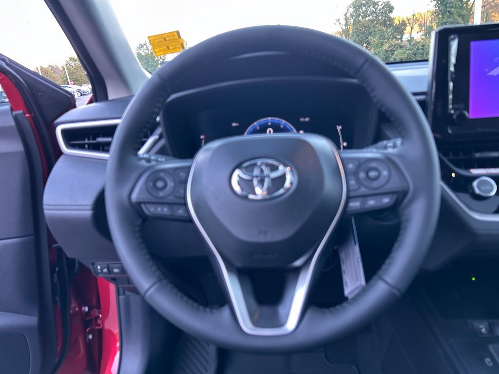 New 2026 Toyota Corolla Cross LE w/ Moonroof Package AWD/4WD image 14