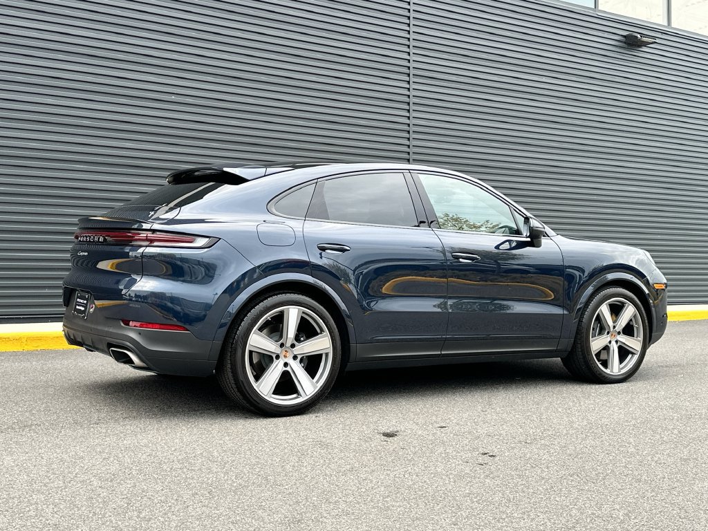 Certified 2026 Porsche Cayenne Coupe AWD/4WD image 8