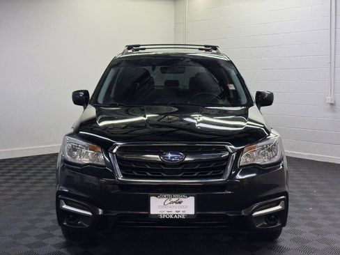 Used 2018 Subaru Forester 2.5i Premium w/ All-Weather Package image 4