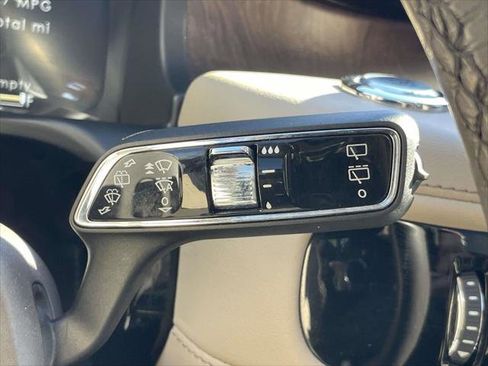 Used 2022 Lincoln Aviator Reserve w/ Elements Package Plus image 24