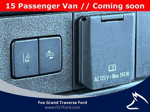 Used 2025 Chevrolet Express 3500 LT w/ LT Preferred Equipment Group RWD image 25