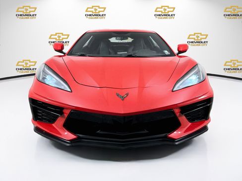 Used 2022 Chevrolet Corvette Stingray Coupe w/ Z51 Performance Package RWD image 2