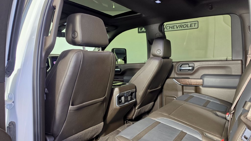 Used 2021 GMC Sierra 2500 Denali w/ Denali Ultimate Package AWD/4WD image 26