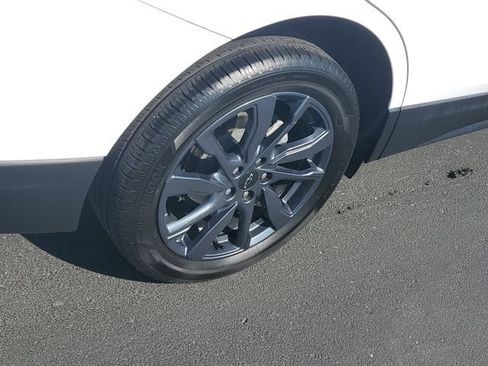 Certified 2024 Chevrolet Equinox RS image 5