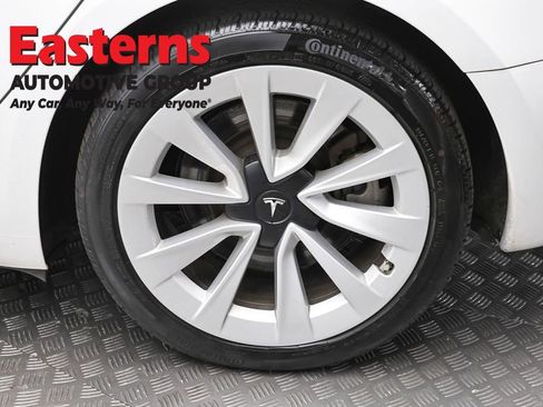Used 2023 Tesla Model 3 Standard Range RWD image 8