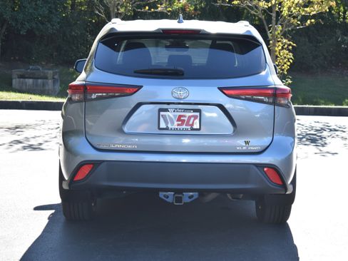 Used 2023 Toyota Highlander L image 34