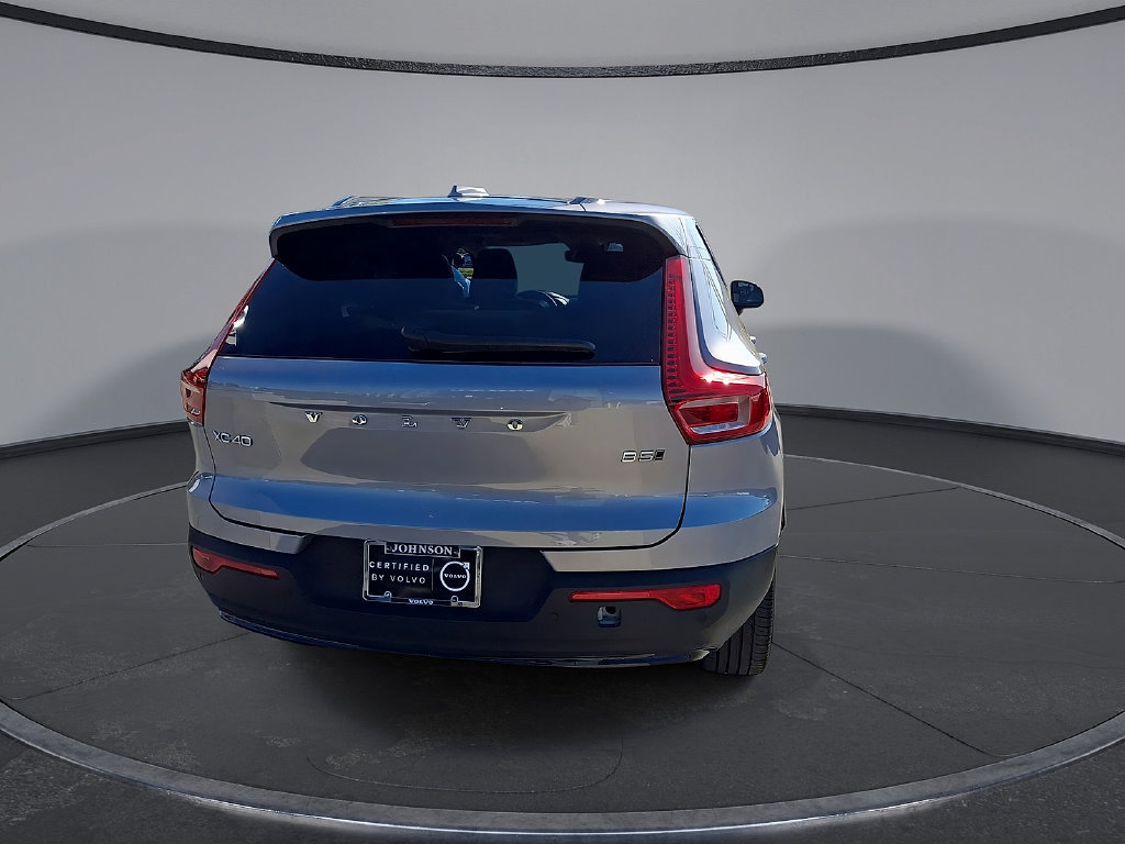 Certified 2026 Volvo XC40 B5 Plus AWD/4WD image 8