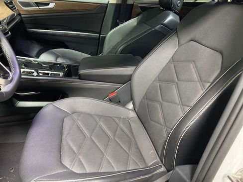 Used 2024 Volkswagen Atlas SE image 20