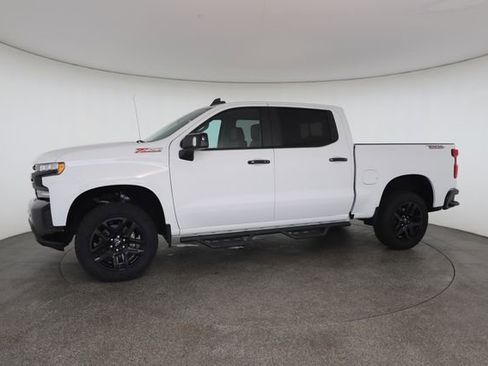 Used 2021 Chevrolet Silverado 1500 LT Trail Boss w/ LT Trail Boss Premium Package AWD/4WD image 9