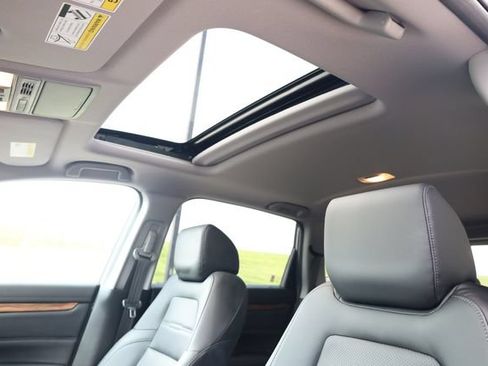 Used 2022 Honda CR-V Touring image 26