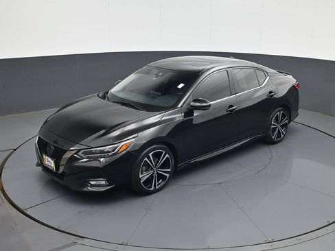Used 2023 Nissan Sentra SR w/ SR Premium Package FWD image 14