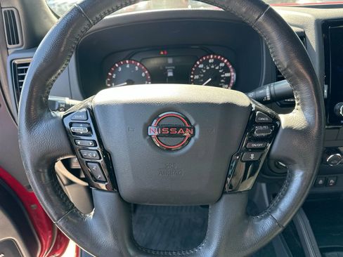Used 2022 Nissan Frontier PRO-4X w/ Pro-4X Premium Package image 28