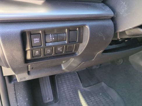 Used 2021 Subaru Crosstrek 2.5i Limited w/ Moonroof Package 2 image 35