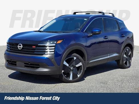 Used 2025 Nissan Kicks SR w/ SR Premium Package FWD image 1