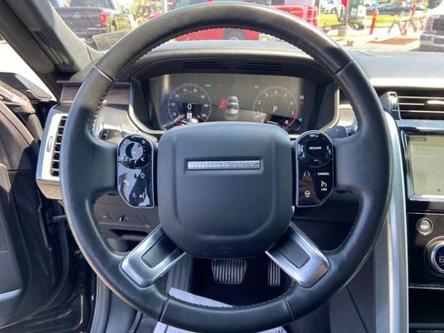 Used 2019 Land Rover Discovery HSE Luxury image 29