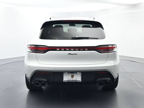 Certified 2026 Porsche Macan AWD/4WD image 13