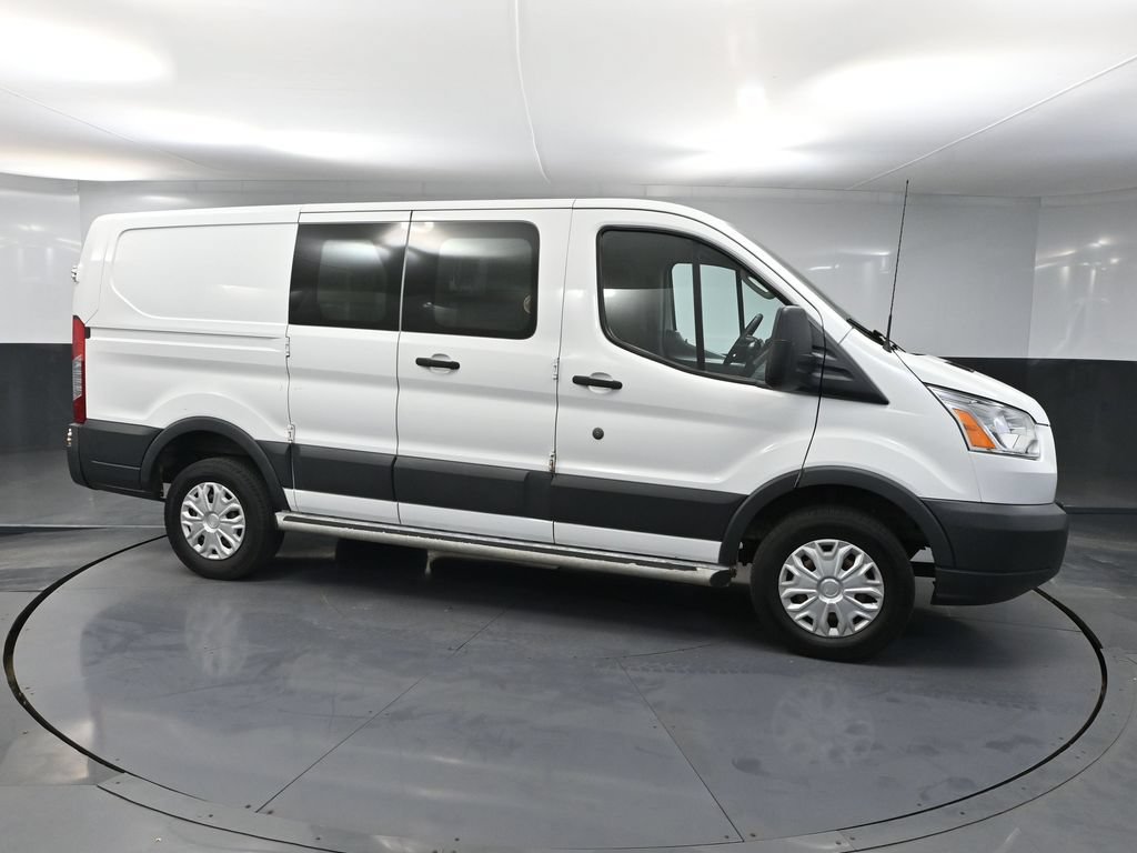 Used 2017 Ford Transit 250 130 Low Roof w/ Exterior Upgrade Package RWD image 3