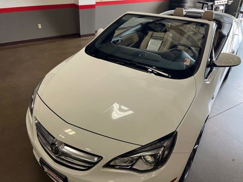 Used 2019 Buick Cascada Premium image 20