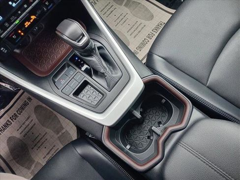 Used 2023 Toyota RAV4 Limited image 16