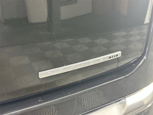 Used 2022 Jeep Wagoneer Series III w/ Flexible Seating Group image 37