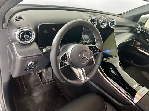 Certified 2026 Mercedes-Benz GLC 300 4MATIC image 10