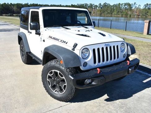 Used 2014 Jeep Wrangler Rubicon image 2