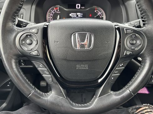 Used 2016 Honda Pilot Touring image 52