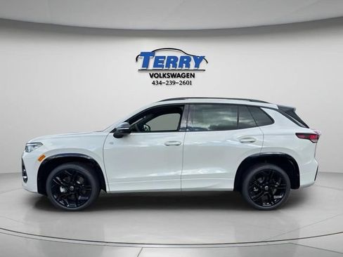 New 2026 Volkswagen Tiguan SE R-Line AWD/4WD image 2
