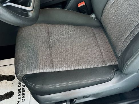 Used 2021 Nissan Rogue SV FWD image 19