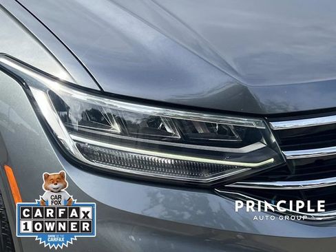 Certified 2023 Volkswagen Tiguan SE FWD image 9