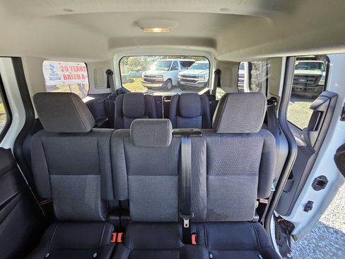 Used 2018 Ford Transit Connect XL image 20