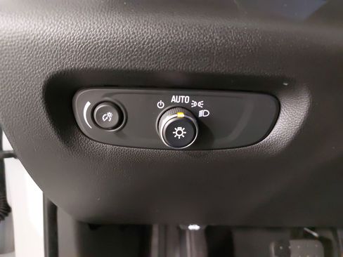 Used 2023 Chevrolet Traverse Premier w/ Redline Edition image 28