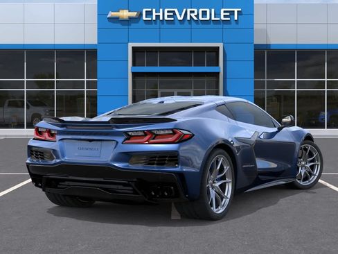 New 2027 Chevrolet Corvette Grand Sport RWD image 4