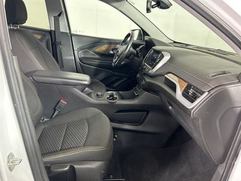 Used 2020 GMC Terrain SLE FWD image 28