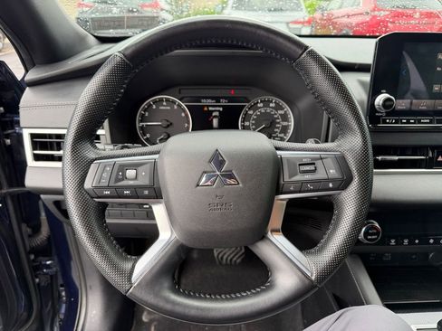 Used 2022 Mitsubishi Outlander SEL Black Edition AWD/4WD image 15