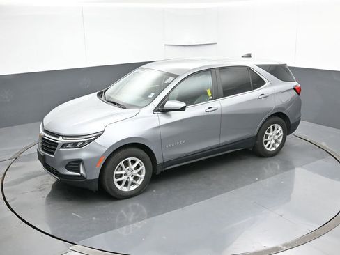 Used 2023 Chevrolet Equinox LT w/ Driver Convenience Package image 46