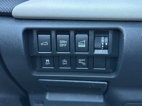 Used 2022 Subaru Forester Limited w/ Popular Package #2 AWD/4WD image 32