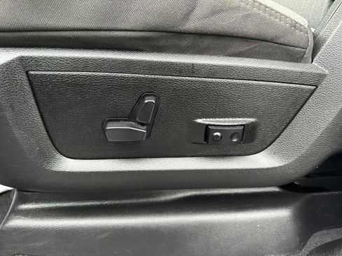 Used 2024 RAM 2500 Big Horn image 18