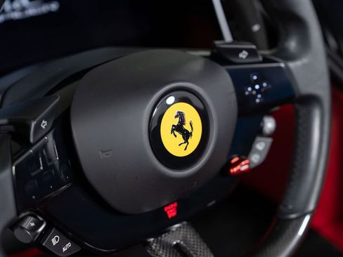 Used 2024 Ferrari Roma Spider image 32