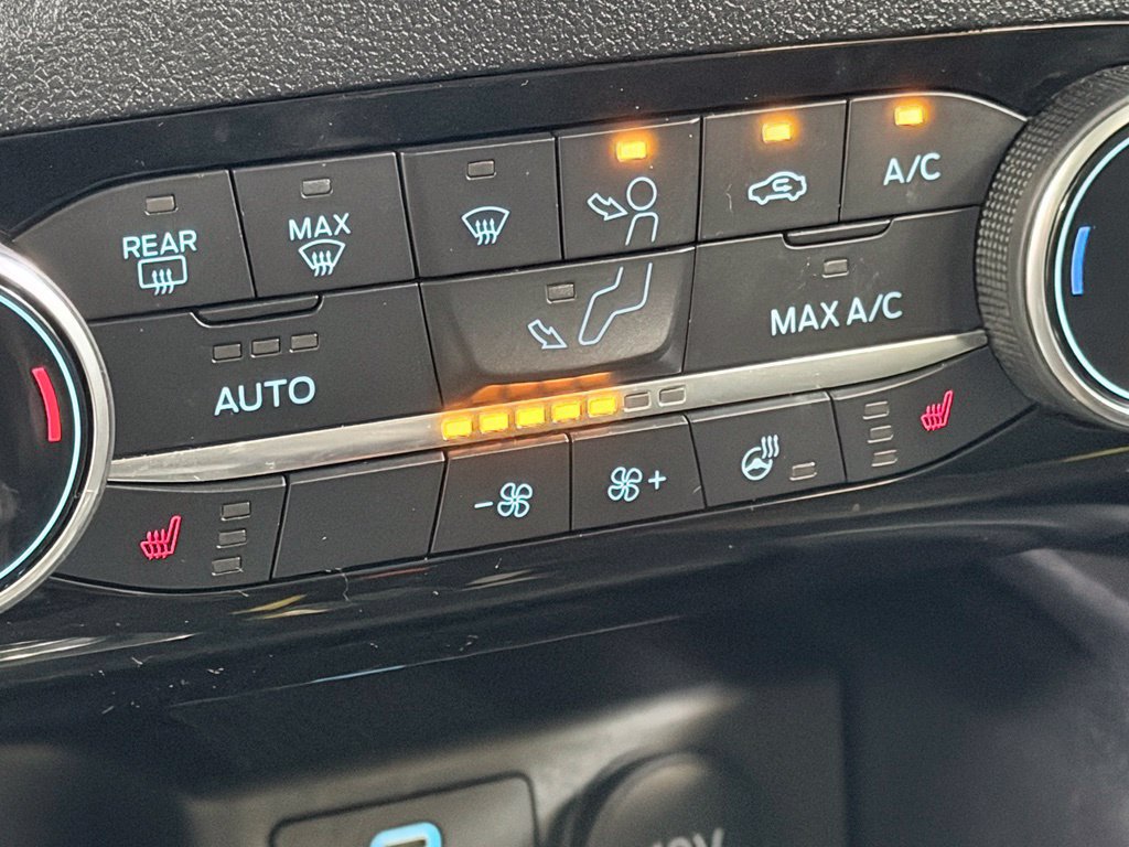 Used 2022 Ford Escape SEL w/ SEL Stealth AWD Package image 55