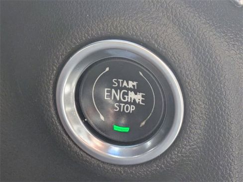 Used 2021 GMC Sierra 1500 SLE image 25