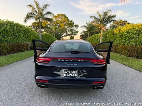 Used 2020 Porsche Panamera 4 AWD/4WD image 19