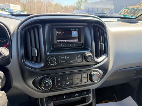 Used 2015 Chevrolet Colorado W/T w/ WT Convenience Package image 29
