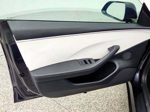Used 2024 Tesla Model 3 Long Range image 11